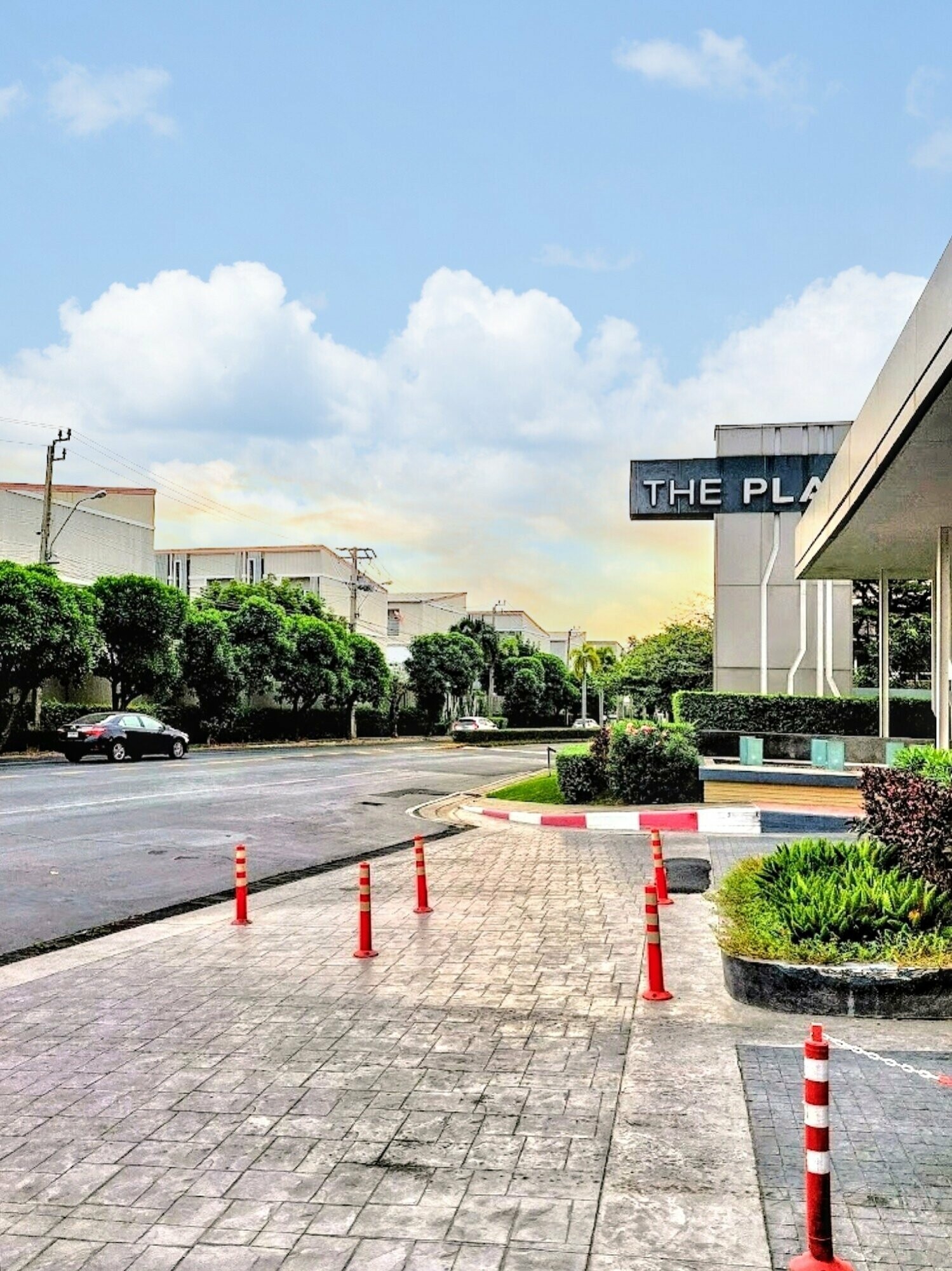 โรงงานพัฒนาการ