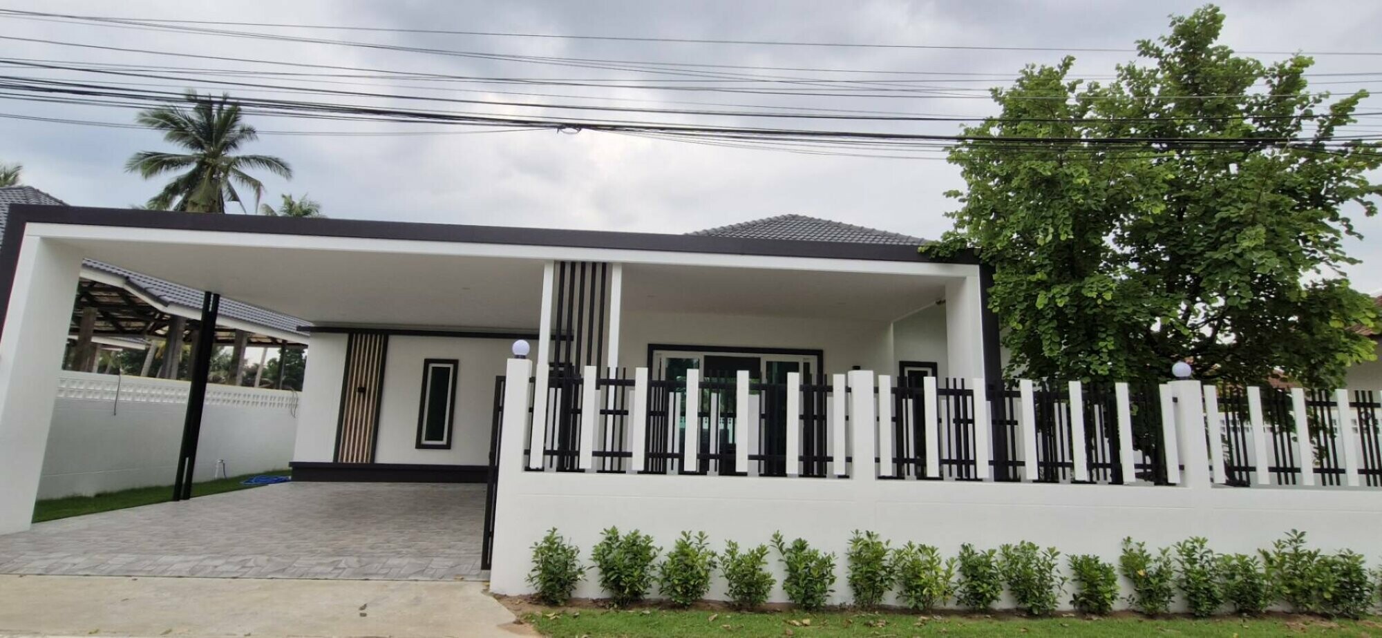 Pina by Sabai Home