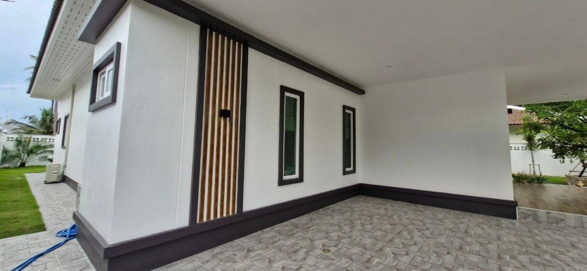 Pina by Sabai Home