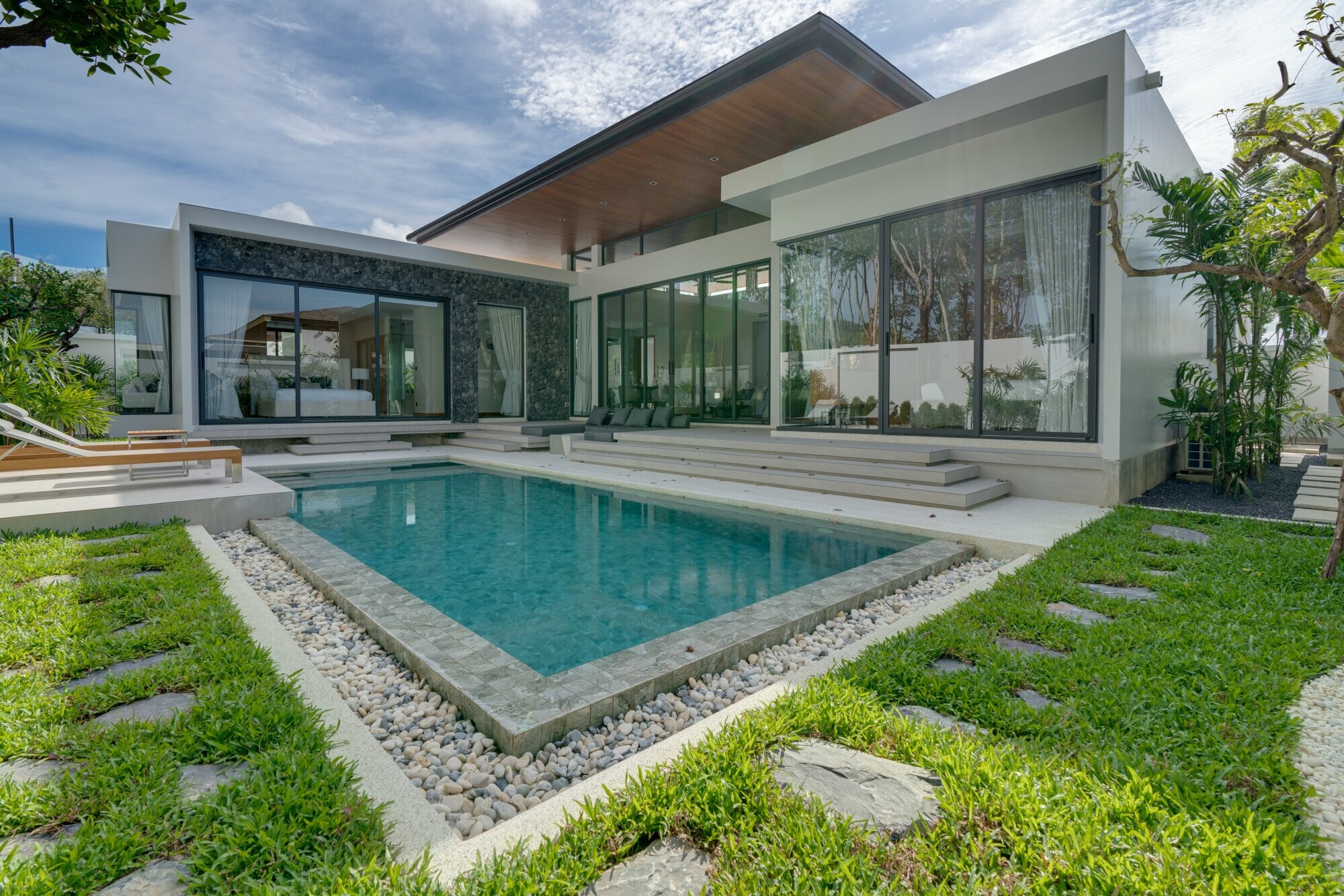 BOTANICA LUXURY KRABI